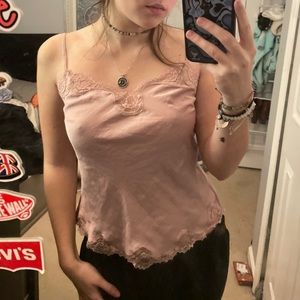 NWT victoria’s secret lace cami tank top :)